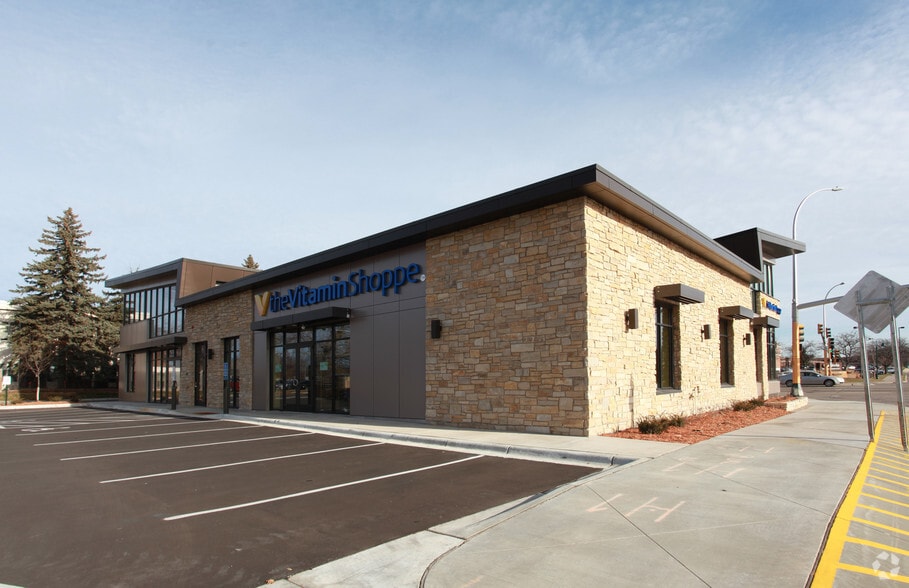 6996 France Ave S, Edina, MN for lease - Building Photo - Image 2 of 14