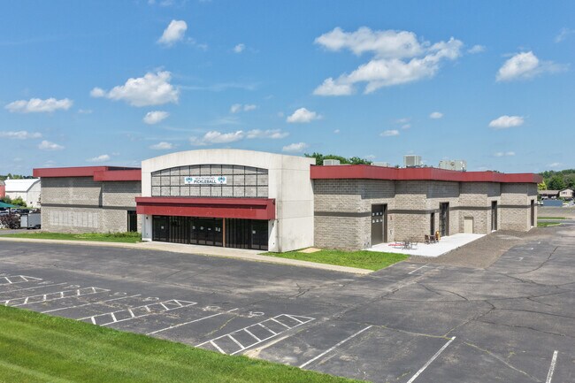 Plus de détails pour 1261 Heritage Dr, New Richmond, WI - Local d'activités à louer