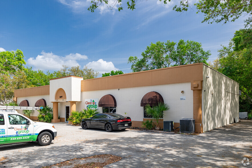 1497 Rail Head Blvd, Naples, FL for sale - Building Photo - Image 3 of 13