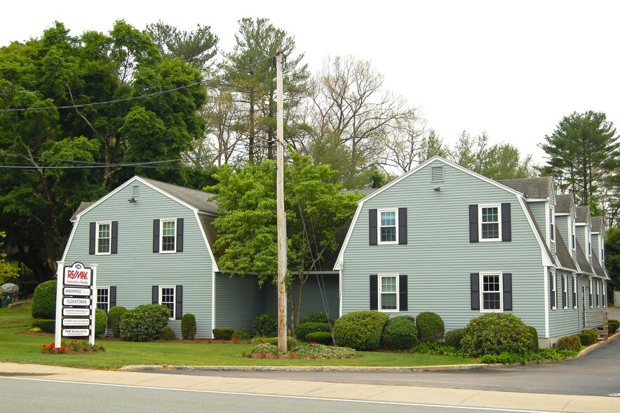 308 W Central St, Franklin, MA à louer - Photo du bâtiment - Image 3 de 3