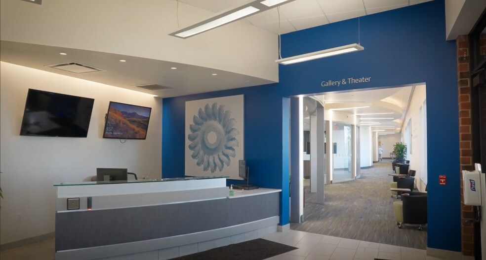 160 Beta Dr, Pittsburgh, PA à louer - Photo intérieure - Image 2 de 11