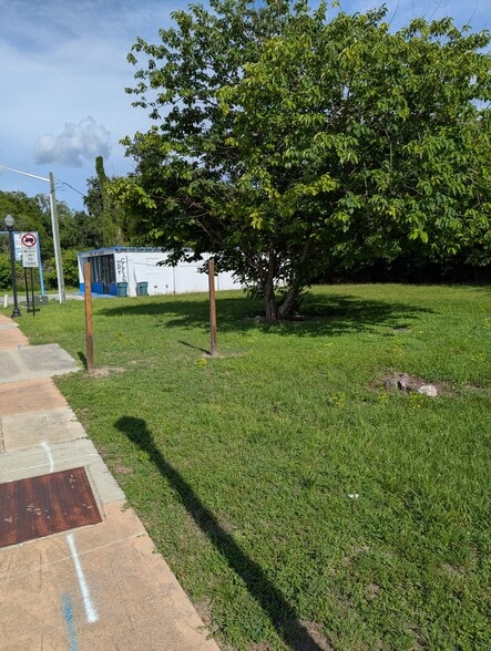 822 SW Broadway St, Ocala, FL for sale - Building Photo - Image 3 of 8