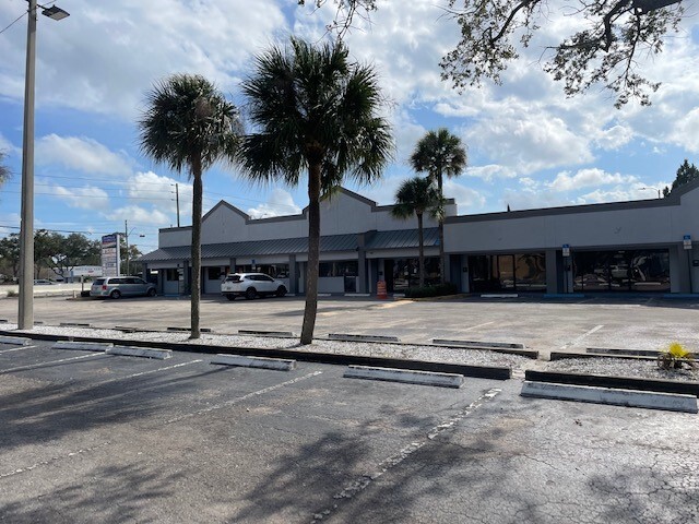 25000-25028 US Highway 19 N, Clearwater, FL for lease - Building Photo - Image 3 of 9