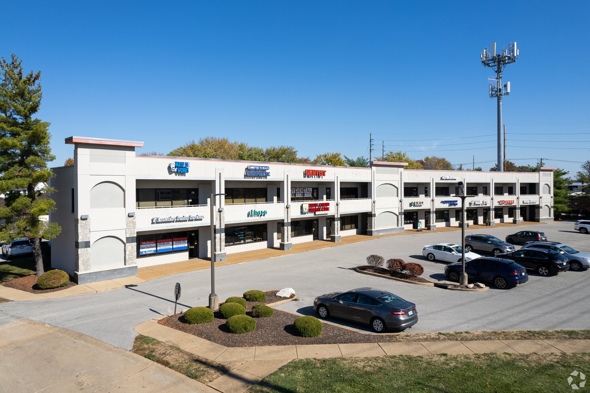 13035 Olive Blvd, Creve Coeur, MO for lease Building Photo- Image 1 of 7