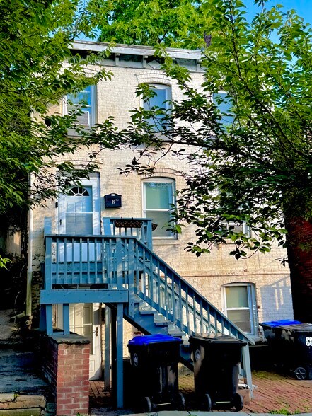 190 Union St, Poughkeepsie, NY for sale - Building Photo - Image 2 of 18