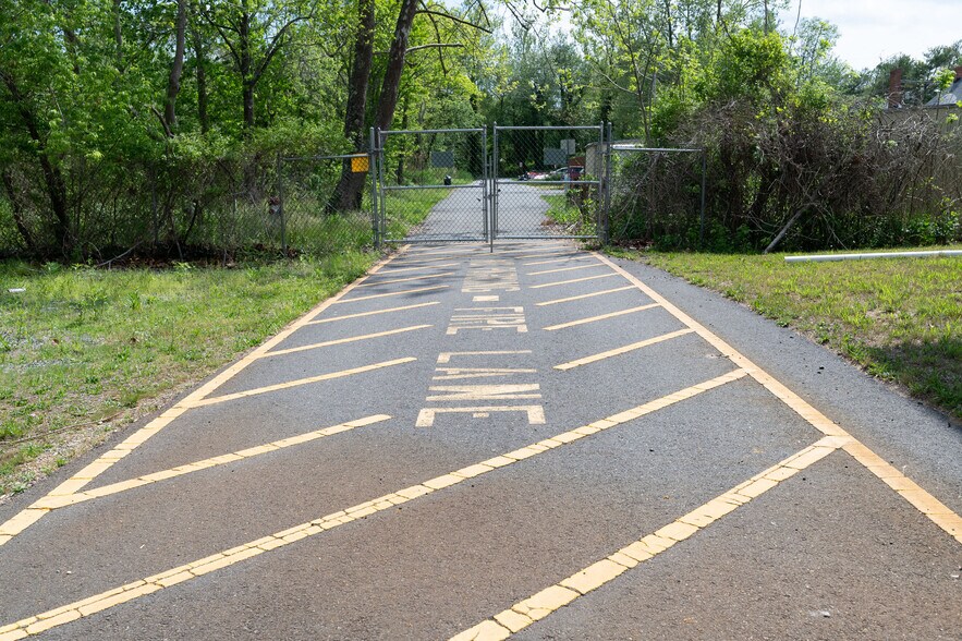 82 Mill St, Mays Landing, NJ à vendre - Photo du bâtiment - Image 2 de 60