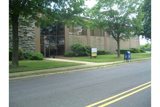 More details for 200 Sherwood Ave, Farmingdale, NY - Office/Medical for Lease