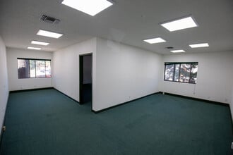 870 Emerald Bay Rd, South Lake Tahoe, CA for lease Interior Photo- Image 1 of 11