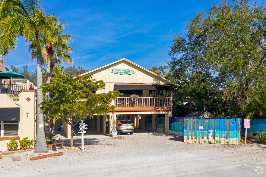 527-529 Beach Rd, Sarasota, FL for sale - Building Photo - Image 3 of 22