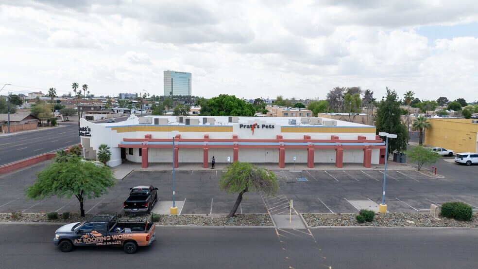856 S Alma School Rd, Mesa, AZ à vendre - Photo du bâtiment - Image 2 de 18
