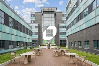 Plus de détails pour Bureau à louer