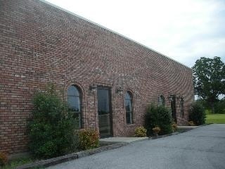 Plus de détails pour 78 Commerce Way, Killen, AL - Bureau à vendre