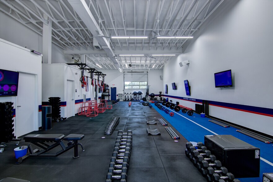 1407 Winchester Way, Altoona, WI à louer - Photo du bâtiment - Image 3 de 8