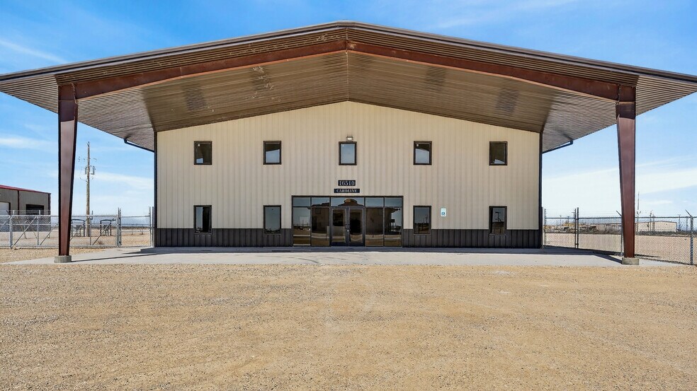 16510 W Basin St, Odessa, TX à louer - Photo du bâtiment - Image 2 de 99