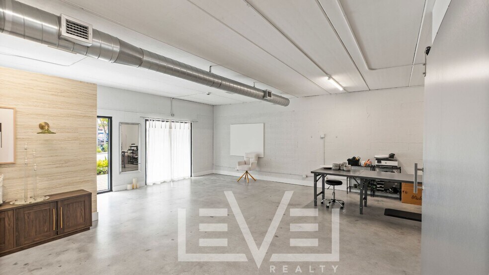 3500-3580 NE 12th Ave, Fort Lauderdale, FL à louer - Photo du bâtiment - Image 3 de 26
