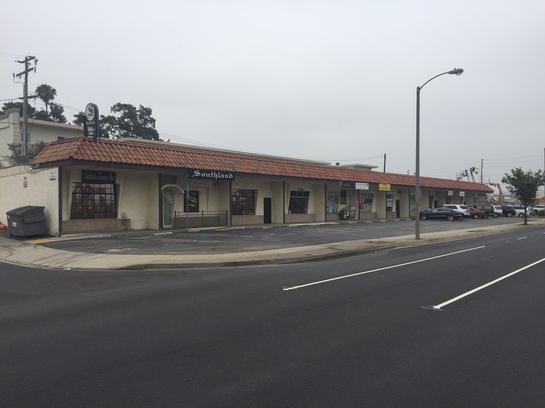 23900-23922 Crenshaw Blvd, Torrance, CA for lease - Building Photo - Image 1 of 5