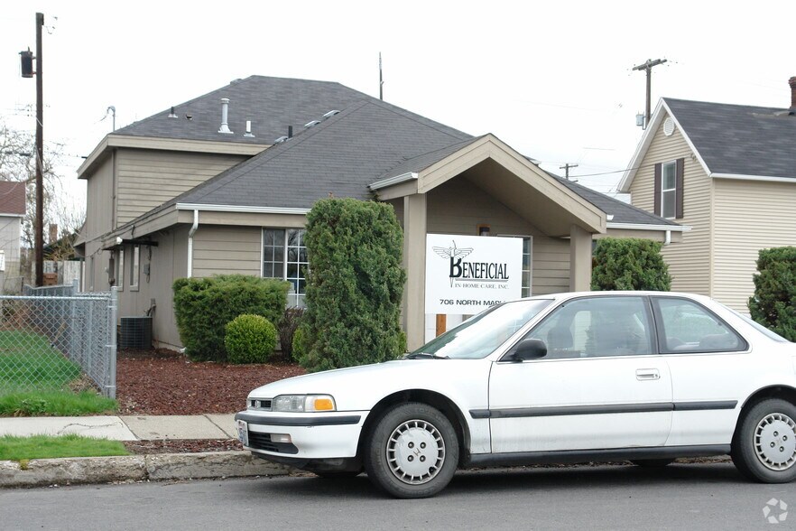 706 N Maple St, Spokane, WA à vendre - Photo du bâtiment - Image 2 de 8