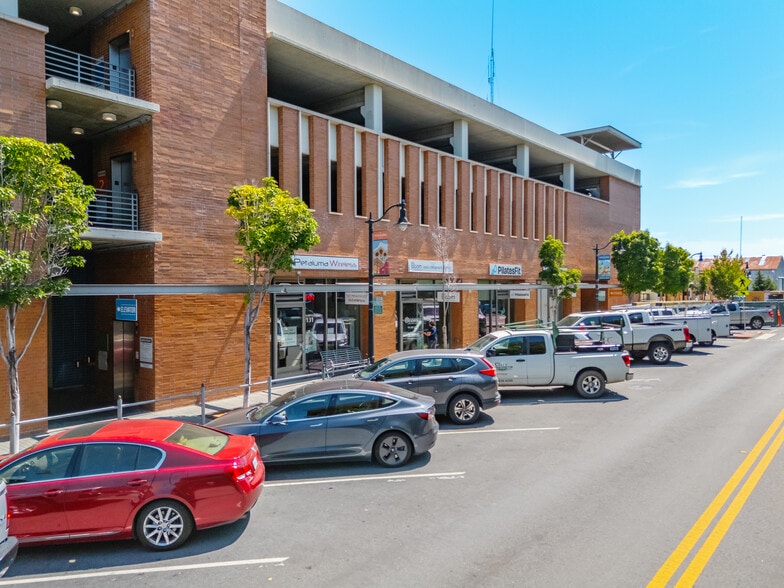 141 2nd St, Petaluma, CA for sale - Building Photo - Image 3 of 8
