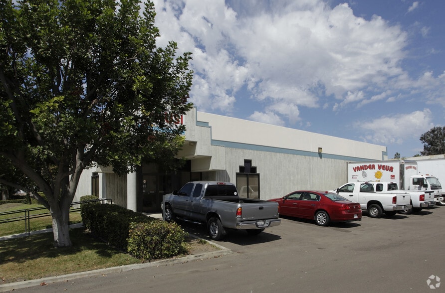 930 Armorlite Dr, San Marcos, CA for sale - Building Photo - Image 3 of 12