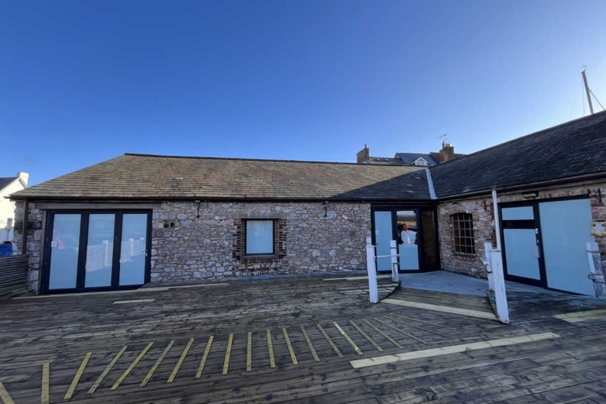 6 The Strand, Exeter à louer Photo principale- Image 1 de 6