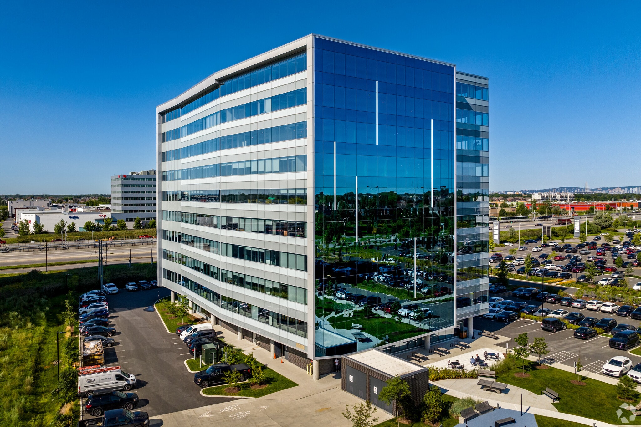 5025 Boul Lapinière, Brossard, QC for sale Building Photo- Image 1 of 1