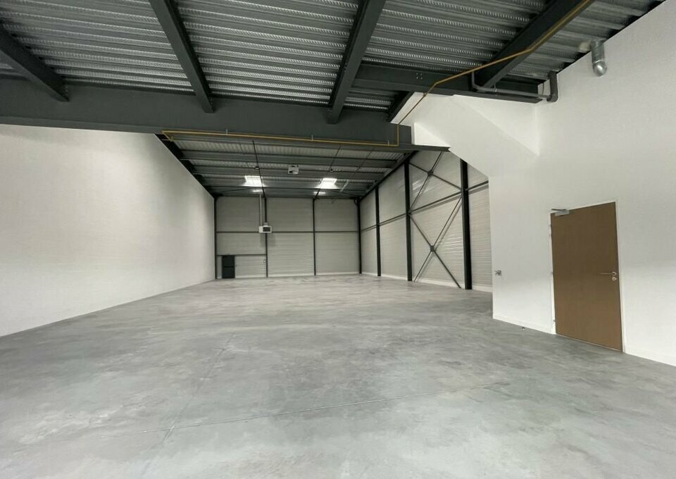 Flex in Corbeil-Essonnes for lease Interior Photo- Image 1 of 10