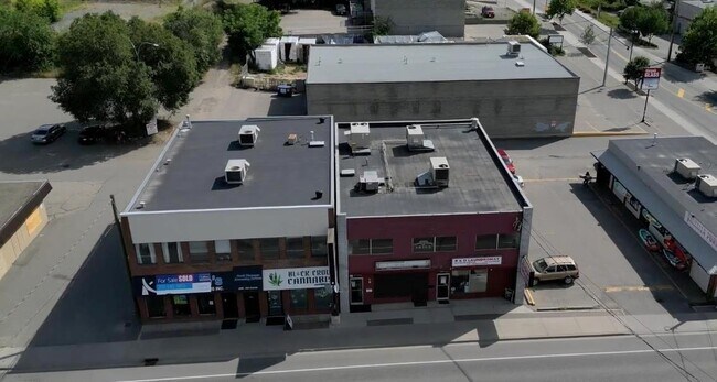 Plus de détails pour 2810 48 Av, Vernon, BC - Bureau à louer