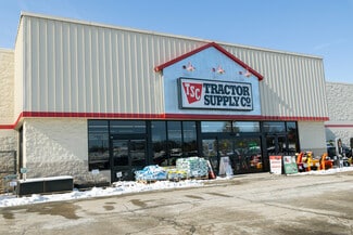 More details for 720-756 Broadway St, Berlin, WI - Multiple Space Uses for Lease