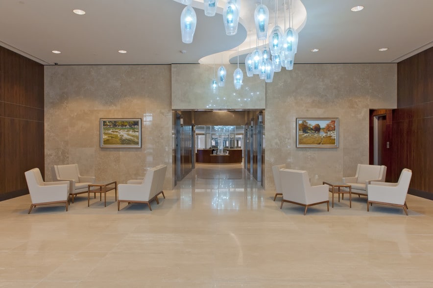 3151 Briarpark Dr, Houston, TX for lease - Lobby - Image 2 of 15
