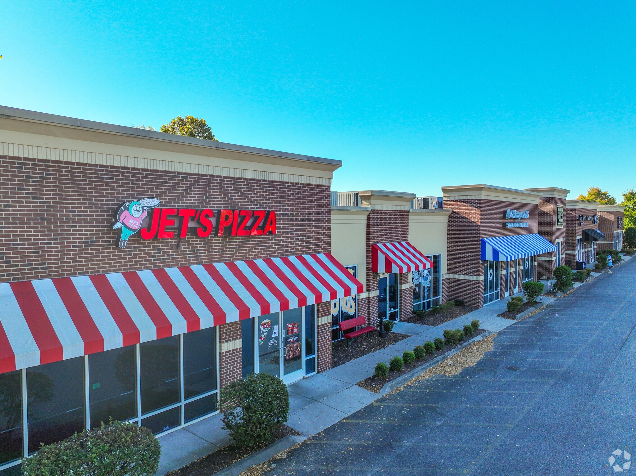 11124 Kingston Pike, Knoxville, TN for lease Primary Photo- Image 1 of 30