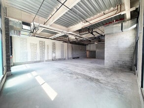 3605 N Ravenswood Ave, Chicago, IL for lease Interior Photo- Image 2 of 7