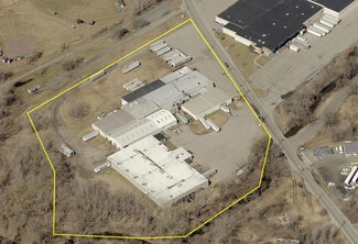 Plus de détails pour 68 Harrison St, Gloversville, NY - Industriel à vendre