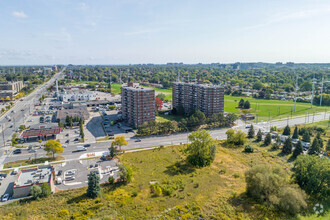 1385 Midland Ave, Toronto, ON - Aérien  Vue de la carte