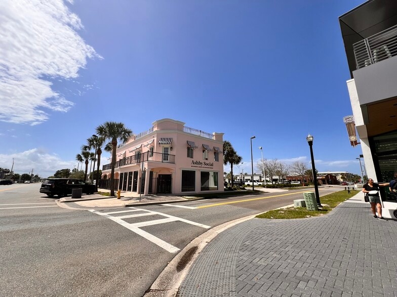 202 2nd St N, Jacksonville Beach, FL for lease - Building Photo - Image 2 of 4