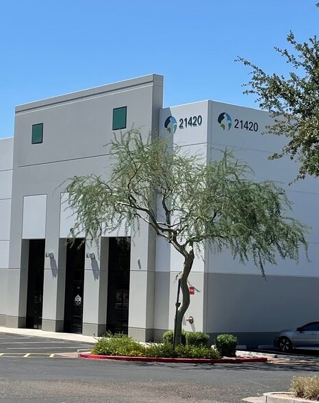 21420 N 15th Ln, Phoenix, AZ for lease - Building Photo - Image 2 of 3