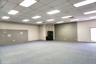 2347-2351 Honolulu Ave, Montrose, CA à louer Photo intérieure- Image 2 de 4