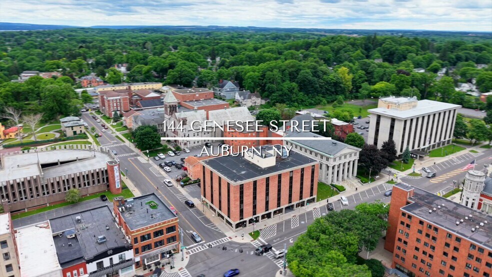 144 Genesee St, Auburn, NY à vendre - Vidéo sur l’inscription commerciale - Image 2 de 17