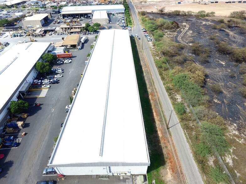 91-041 Malakole St, Kapolei, HI à louer - Photo du bâtiment - Image 3 de 3