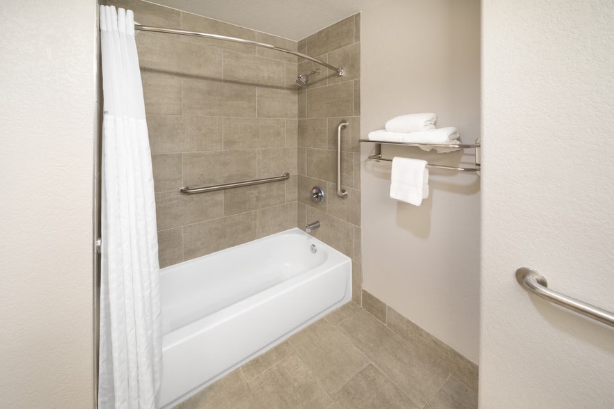 4038 Frontage Road I-10 E, San Antonio, TX for sale - Interior Photo - Image 2 of 23