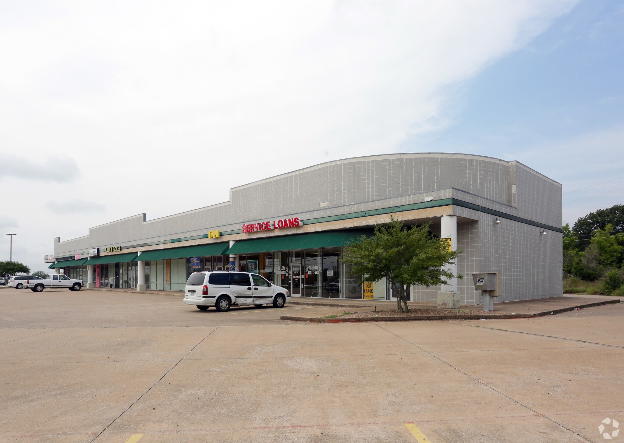 721-725 E Taylor St, Sherman, TX for sale Primary Photo- Image 1 of 18