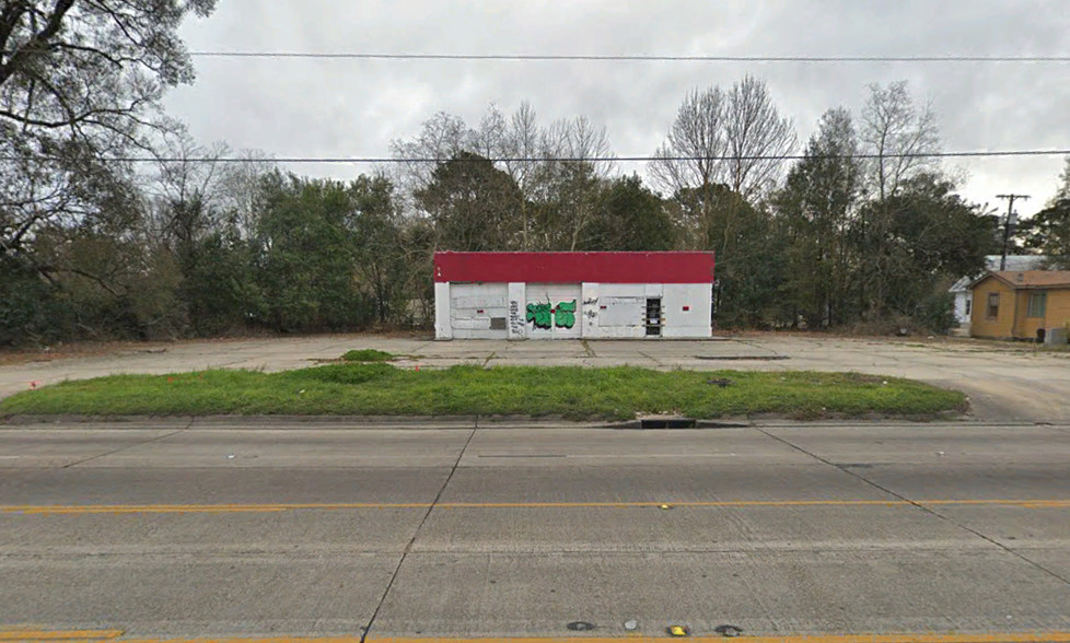 908 N University Ave, Lafayette, LA for sale - Primary Photo - Image 1 of 1