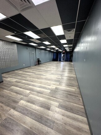 Plus de détails pour 11668 Billingsley Rd, Waldorf, MD - Local d'activités à louer