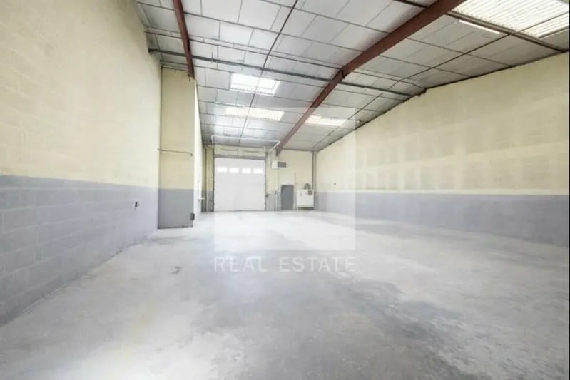 33 Rue Des Bruyères, Pusignan à louer - Photo intérieure - Image 3 de 12