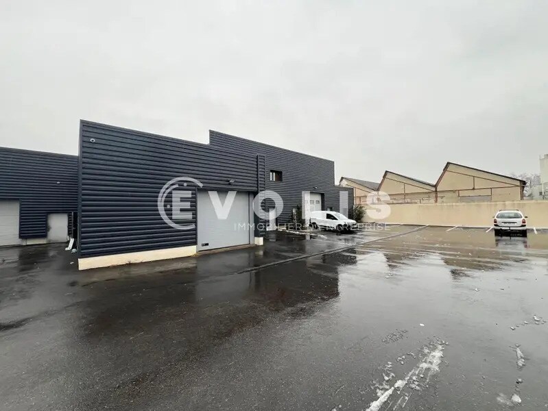 Flex in Villefranche-sur-Saône for lease Building Photo- Image 1 of 6
