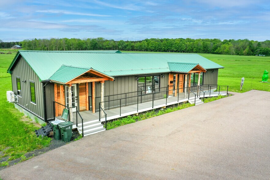 7 Ferry Rd, South Hero, VT à vendre - Photo du bâtiment - Image 3 de 29
