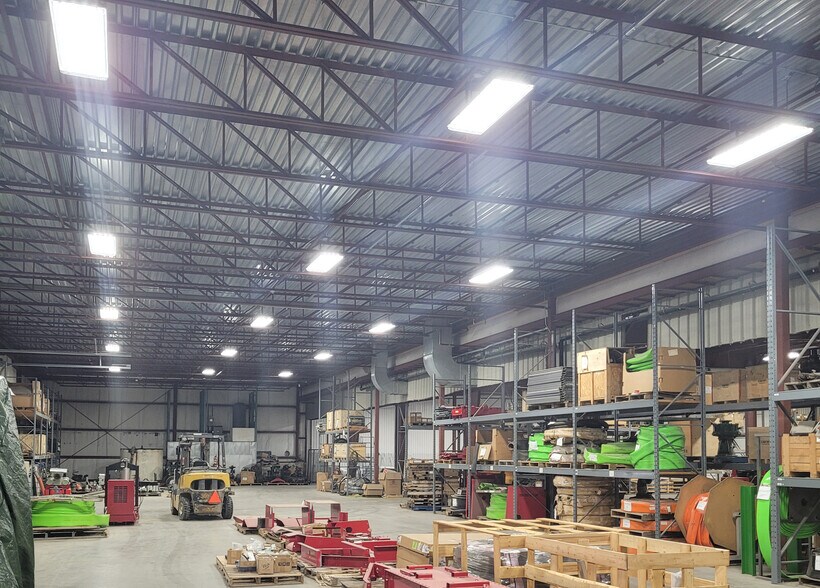 76 Main Street Of Courtland, Courtland, ON à vendre - Photo du bâtiment - Image 3 de 10