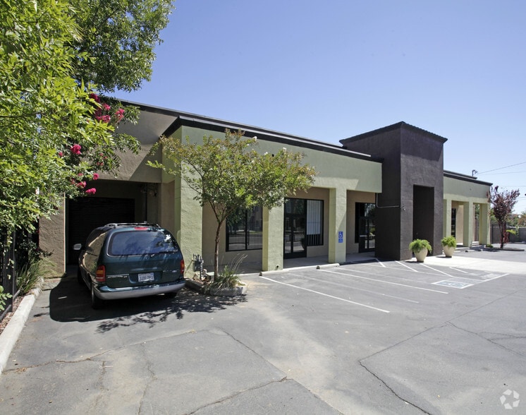6701 Stockton Blvd, Sacramento, CA for sale - Building Photo - Image 3 of 8