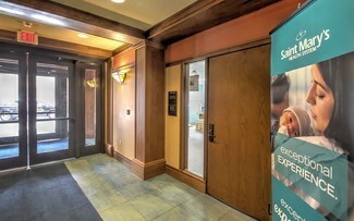 Plus de détails pour 166 Waterbury Rd, Prospect, CT - Bureau à louer