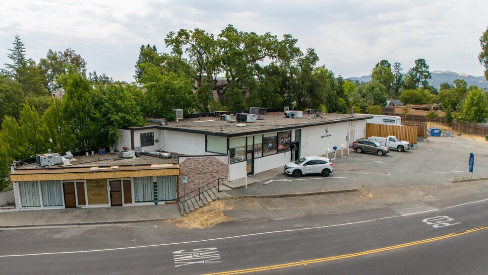 1326 Boulevard Way, Walnut Creek, CA à vendre - Photo du bâtiment - Image 2 de 2