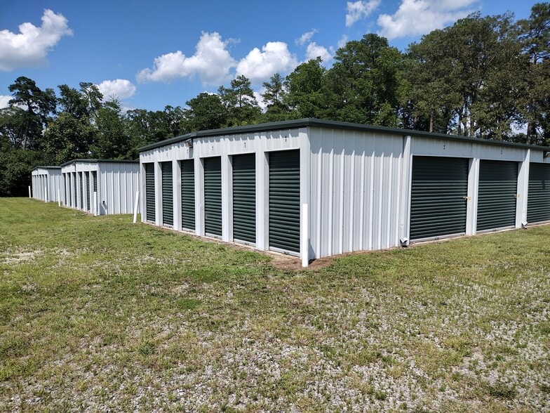 372 S 4th St, Saint Pauls, NC for sale - Building Photo - Image 2 of 7